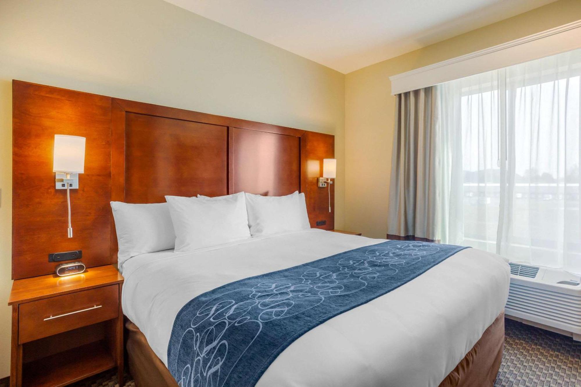 Comfort Suites Burlington Near I-5 Eksteriør billede