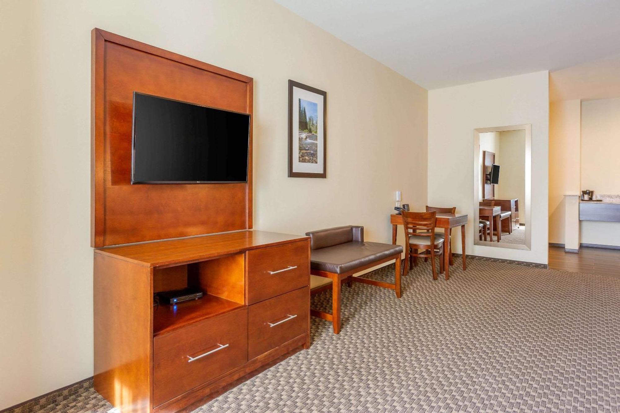 Comfort Suites Burlington Near I-5 Eksteriør billede