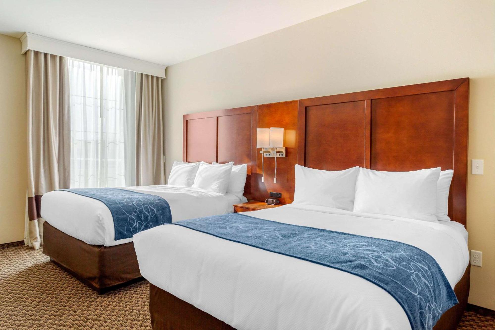 Comfort Suites Burlington Near I-5 Eksteriør billede