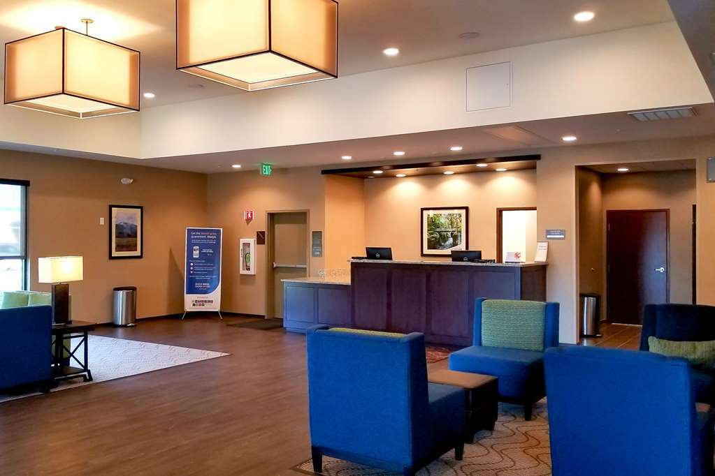 Comfort Suites Burlington Near I-5 Interiør billede