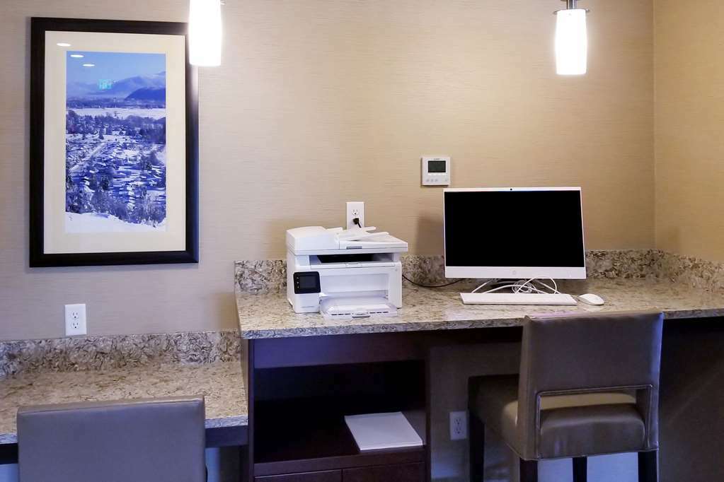 Comfort Suites Burlington Near I-5 Faciliteter billede
